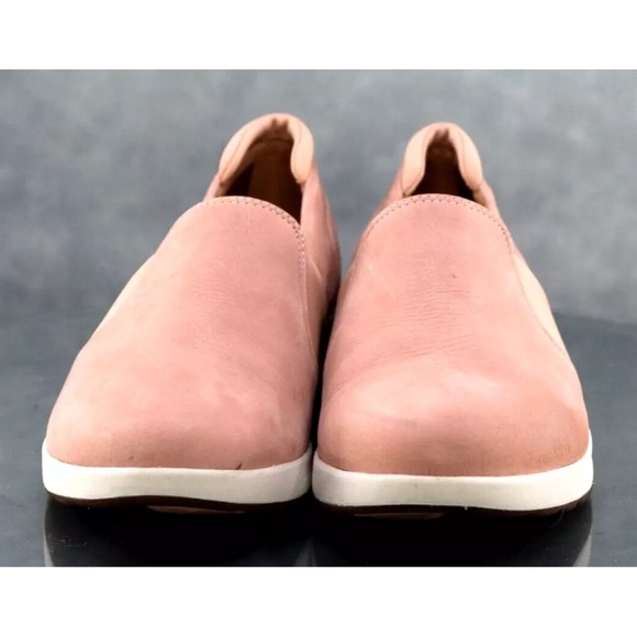 Clarks Women's Pink Slip-On Shoes - Picture 3 of 9